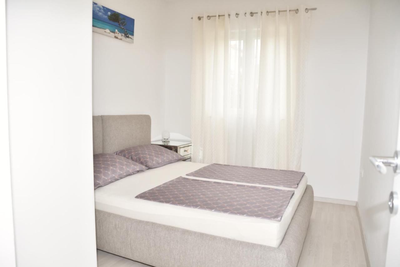Apartment Josip 2 Tribalj Zewnętrze zdjęcie